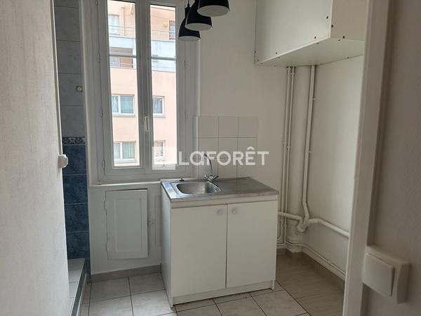 Location appartement Villejuif - 2 pièce(s) - 50 m² - 1 025 €/mois