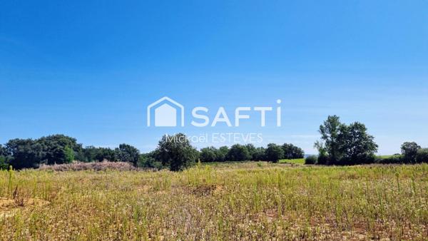 Terrain à batir de 715 m²