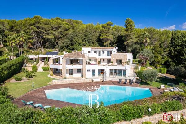 Mougins, Maison 7 Chambres -  550 m² à vendre