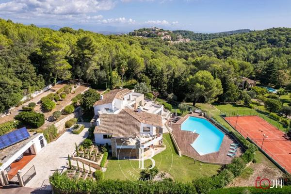 Mougins, Maison 7 Chambres -  550 m² à vendre