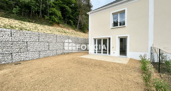 Location Appartement 4 pièces 78.3 m² - Saint-hilarion 78125