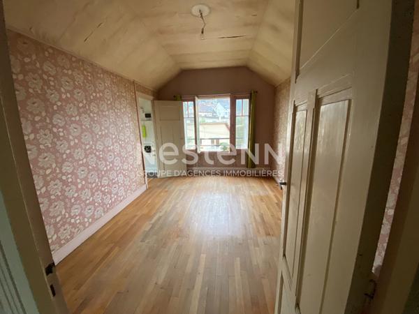 Nestenn Igny - Meulière dans le secteur très recherché de Gommonvilliers - Proche commerces Place de la Ferme - Proche écoles et collège - Proche axes routiers A6/N118 et Plateau de Saclay/Vélizy