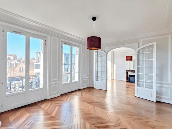 Appartement 5 pièces - 135 m² Bien prestige