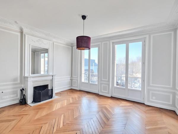 Appartement 5 pièces - 135 m² Bien prestige