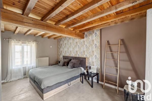 Maison à vendre 6 pièces 210 m² Soucieu-en-Jarrest