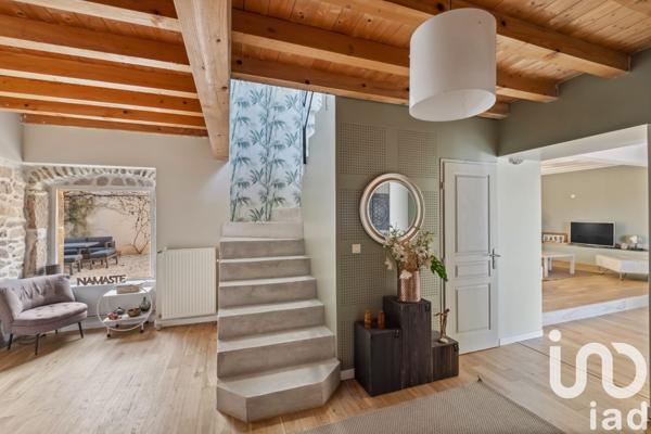 Maison à vendre 6 pièces 210 m² Soucieu-en-Jarrest