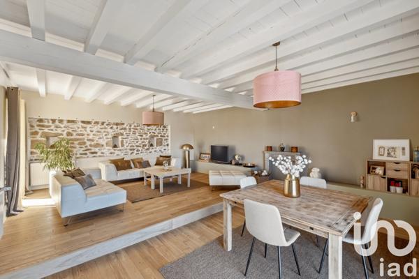 Maison à vendre 6 pièces 210 m² Soucieu-en-Jarrest