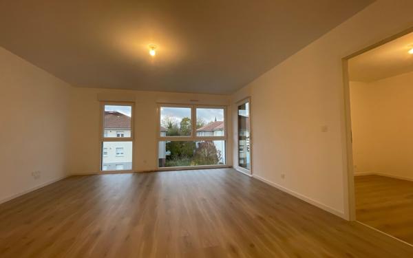 Appartement à louer    4 pièces • 80,29 m2 Ars-sur-Moselle