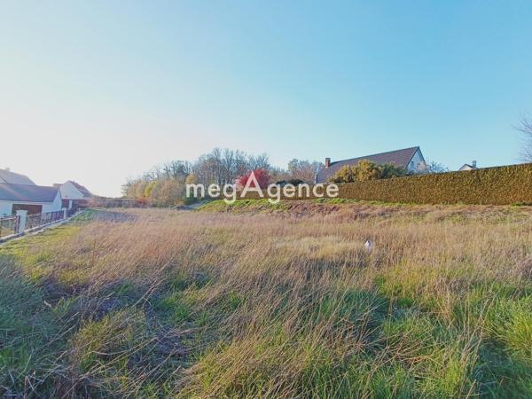 Terrain à OISEMONT, 80140 - 1340m²