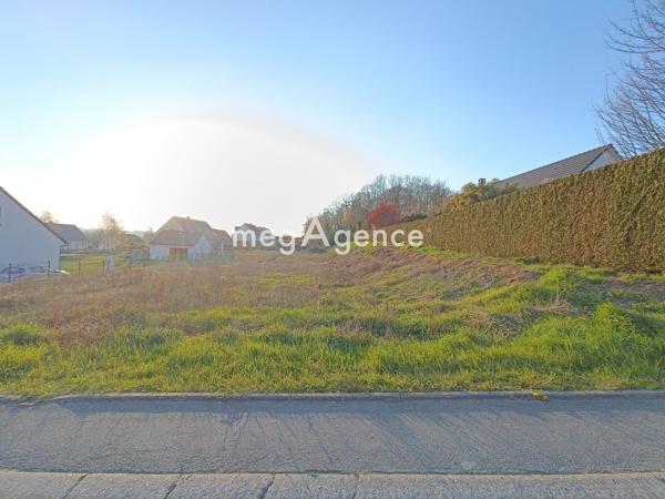 Terrain à OISEMONT, 80140 - 1340m²