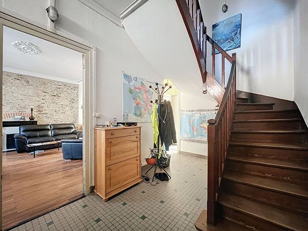 Maison avec cachet quartier Sainte-Anne à Nantes - 7 pièces, 5 chambres, jardin.