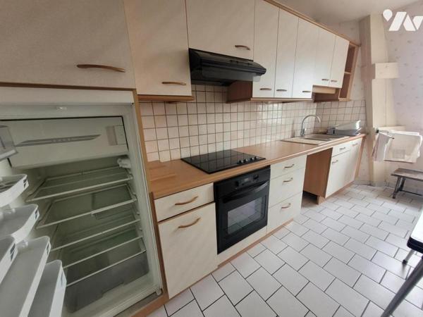SABLE SUR SARTHE-APPARTEMENT DE TYPE 4-Réf:VDL2213