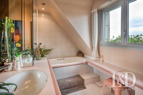 Immobilier Port-Louis - Maison familiale 7 pièces - Vue mer Port-Louis - Jardin arboré - Calme et verdoyant