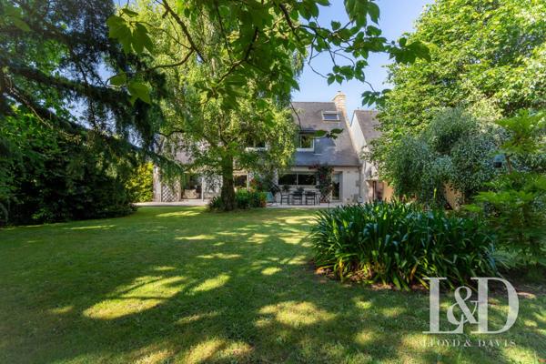 Immobilier Port-Louis - Maison familiale 7 pièces - Vue mer Port-Louis - Jardin arboré - Calme et verdoyant