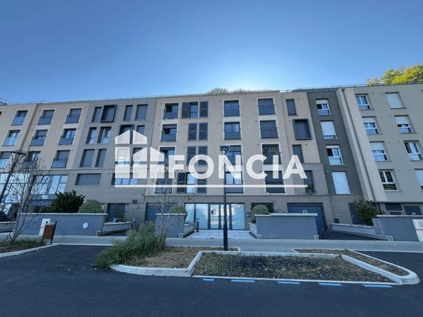 À vendre Studio 23 m² - Le Port-marly 78560