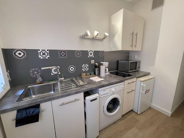 A LOUER - AIX EN PROVENCE -  STUDIO MEUBLE - QUARTIER OPERA