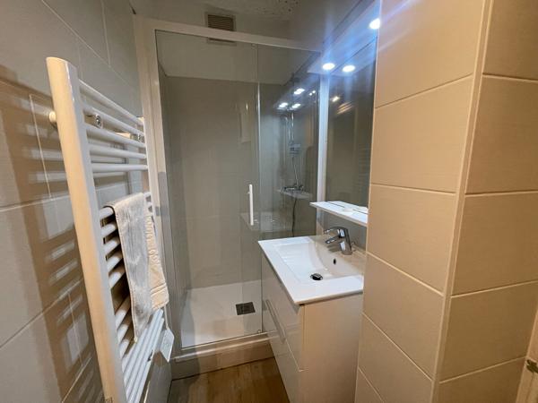 A LOUER - AIX EN PROVENCE -  STUDIO MEUBLE - QUARTIER OPERA