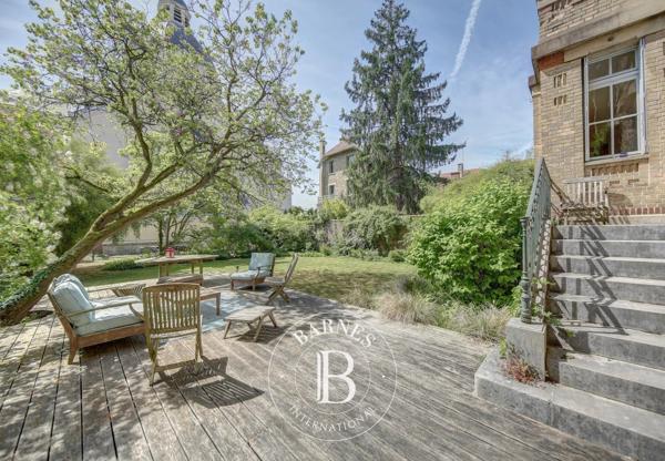 Versailles, Maison 9 Chambres -  380 m² à vendre
