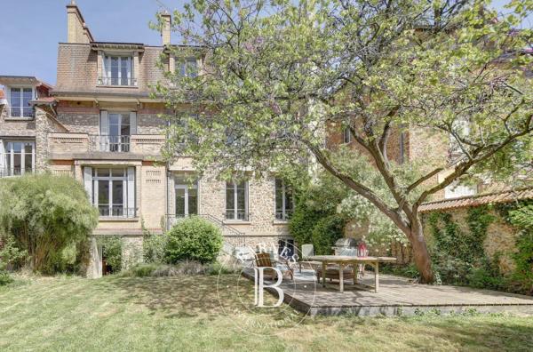 Versailles, Maison 9 Chambres -  380 m² à vendre