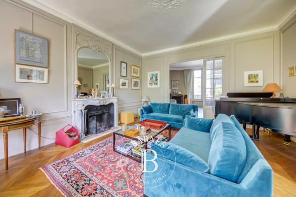 Versailles, Maison 9 Chambres -  380 m² à vendre