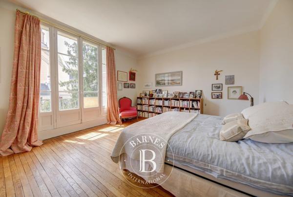 Versailles, Maison 9 Chambres -  380 m² à vendre