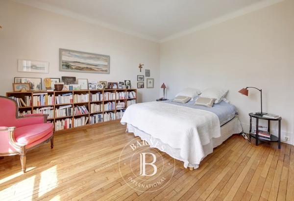Versailles, Maison 9 Chambres -  380 m² à vendre