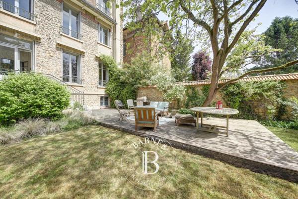 Versailles, Maison 9 Chambres -  380 m² à vendre