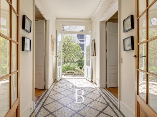 Versailles, Maison 9 Chambres -  380 m² à vendre