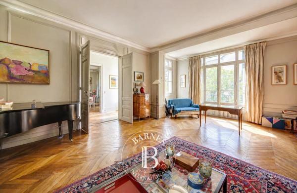 Versailles, Maison 9 Chambres -  380 m² à vendre