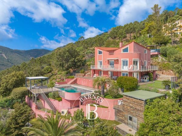 Théoule-sur-Mer, Villa 7 Chambres -  234 m² à vendre
