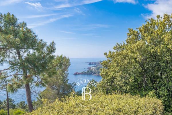 Théoule-sur-Mer, Villa 7 Chambres -  234 m² à vendre