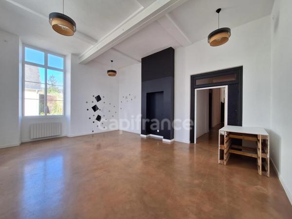 Immeuble à vendre MAYENNE (53)