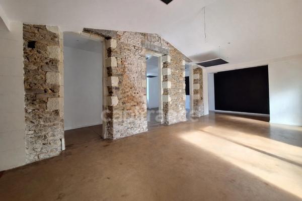 Immeuble à vendre MAYENNE (53)