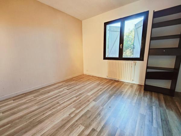 4400 m² constructibles +maison avec piscine garage