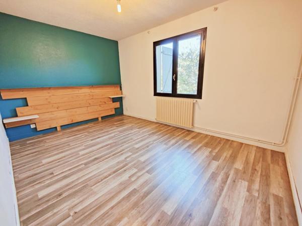 4400 m² constructibles +maison avec piscine garage