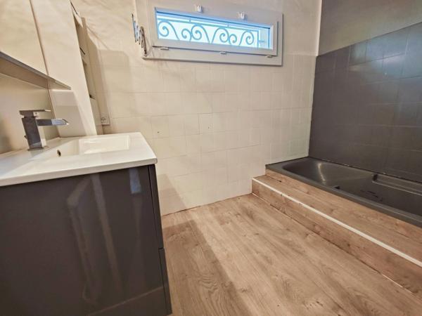 4400 m² constructibles +maison avec piscine garage