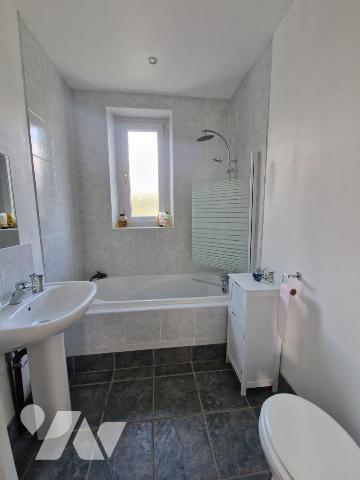 GUERN (56) Maison 6 pièces avec jardin