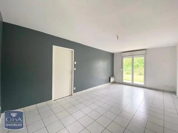 Appartement à louer 3 pièces 58.66m² Petit-Couronne (76650)