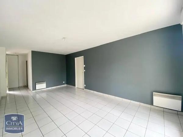 Appartement à louer 3 pièces 58.66m² Petit-Couronne (76650)