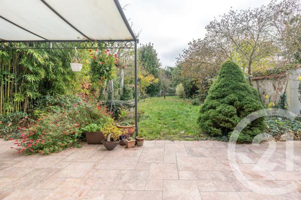 Maison à vendre  8 pièces - 167,64 m2 LA VARENNE ST HILAIRE - 94