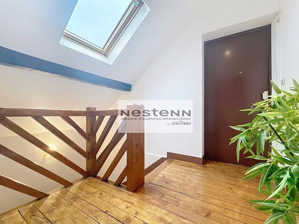 À vendre : Appartement 2 pièces à Saint Fargeau Ponthierry, cave, place de parking, centre ville.