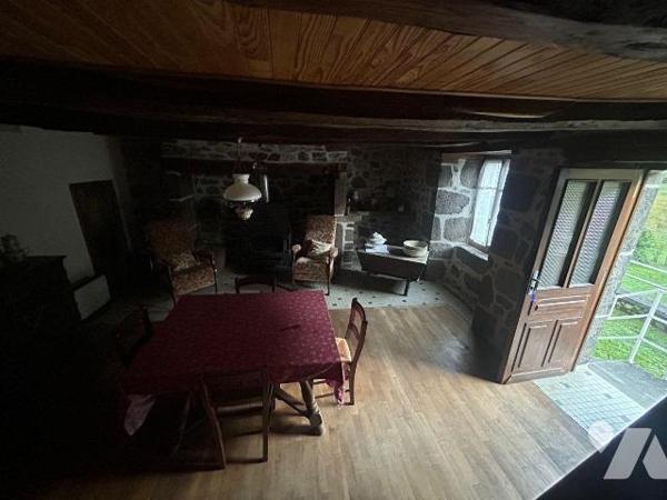 &#127969; Charmante maison auvergnate traditionnelle ? Saint-Vincent-de-Salers (Cantal)
&#1281...