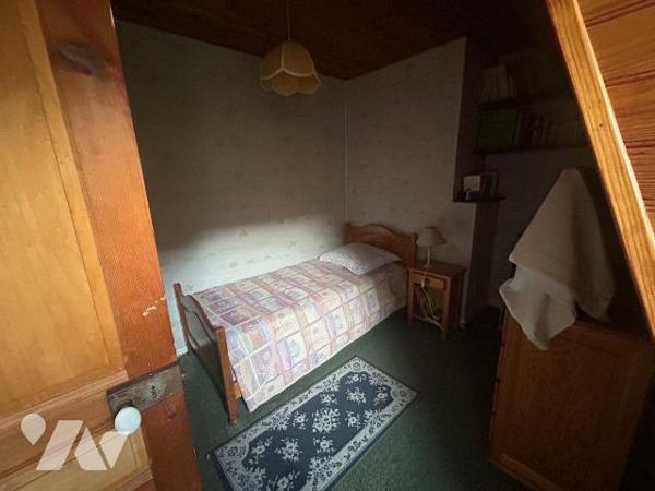 &#127969; Charmante maison auvergnate traditionnelle ? Saint-Vincent-de-Salers (Cantal)
&#1281...