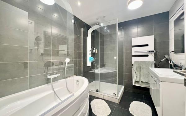 Appartement à vendre    5 pièces • 104 m2 Toulouse