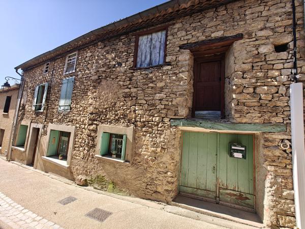 ROQUETAILLADE-MAISON DE VILLAGE EN PIERRE AVEC JARDIN, GARAGE ET ATELIER VENDU LOUÉE