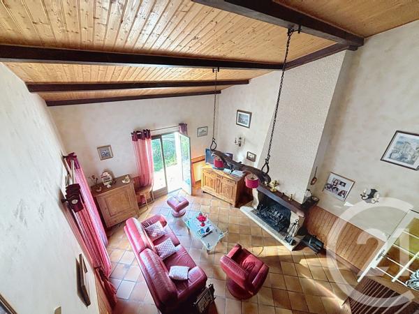 Maison à vendre  6 pièces - 123,22 m2 VOEUIL ET GIGET - 16