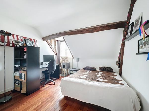 Appartement F6 à vendre  6 pièces - 136,07 m2 VERSAILLES - 78