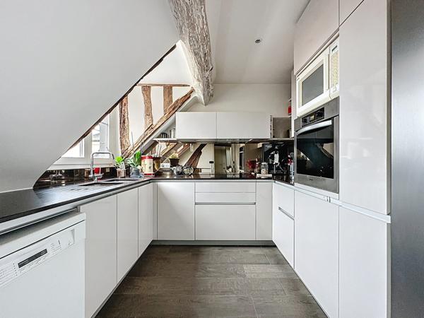 Appartement F6 à vendre  6 pièces - 136,07 m2 VERSAILLES - 78