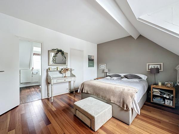 Appartement F6 à vendre  6 pièces - 136,07 m2 VERSAILLES - 78