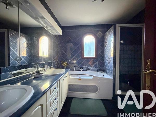 Maison à vendre 7 pièces 206 m² Marcheprime